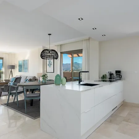Stunning 3-bedroom Seaview Penthouse Apartamento *