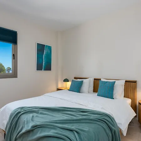 Stunning 3-bedroom Seaview Penthouse Lägenhet Estepona